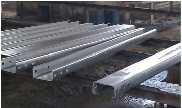Guardrail - U Post and Packer