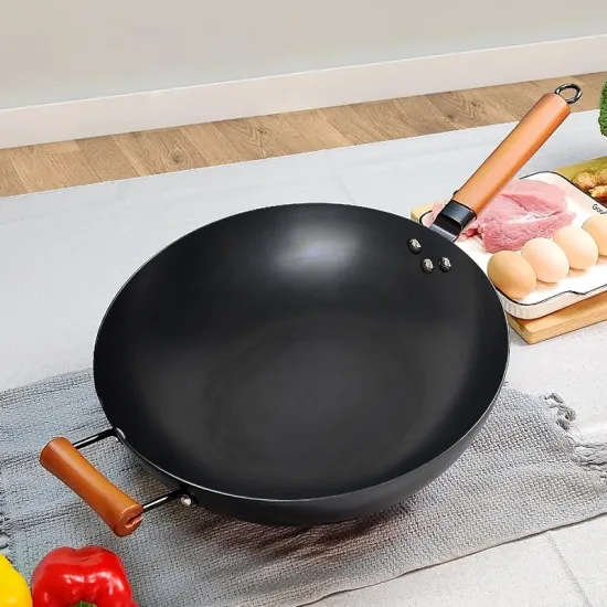 Customized 1.5mm Thick Carbon Steel Nitrided Wok Pan 32cm