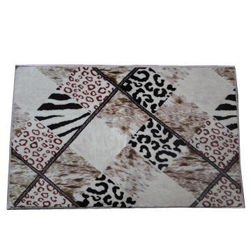 Leopard print flannel printed bath mat, customized designs are accepted, with TPR backing