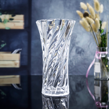 New Design Luxury Twilled Glass Centerpiece Crystal Flower Vase for Home Tabletop Decoration