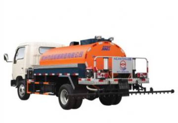 Asphalt Distributor Truck