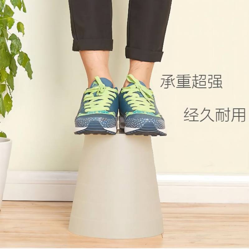 Elegant Scandinavian Household Trash Receptacle