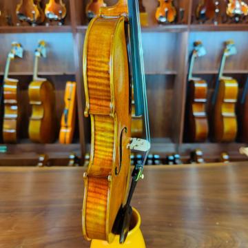 Good price for European material professional violin