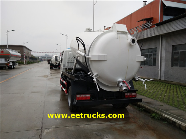 Dongfeng 7000 Litres Waste Suction Trucks