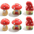 Hot Selling Leuke Mini 3D Leuke Rode Paddestoel Huis Vorm Hars Kralen 100 stks Nieuwste Mooie Mode Hars Charms voor Decors