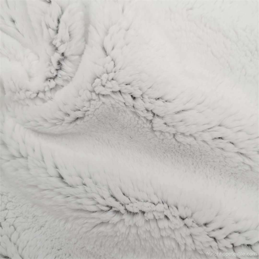 Tissu en peluche à poils courts de teinture de tissu polaire de velours