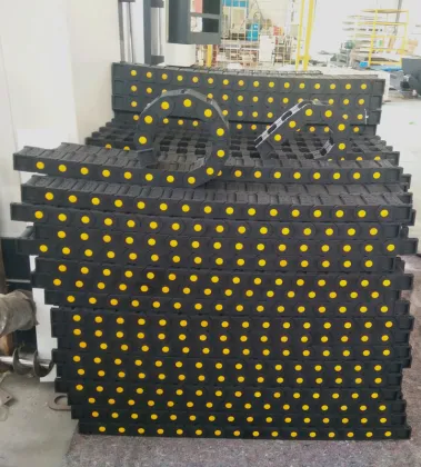 Shandong Zhongde Customized Plastic cable drag chain for Electronic Equipment
