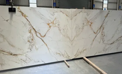 Calacatta Gold Quartz Stone: 3D Impression Premium Countertop and Island