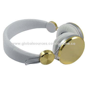 Fashionable OEM shenzhen varied color headphone