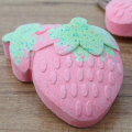 Crianças Bubble Strawberry Shape Glitter Bath Bomb