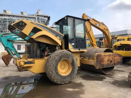 Used Caterpillar Vibration Roller CS683 CS583 for Sale