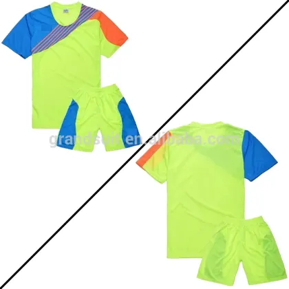 blank uniforms wholesale sportswear soccer jersey uniforms cheap plain football shirt kids jearsey and adults jersey set