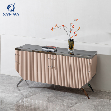 Tủ kính lưu trữ bằng gỗ màu nâu sang trọng cho thiết kế truyền hình hiện đại trong phòng khách