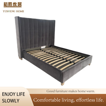 Cama estofada macia e elegante com cabeceira confortável