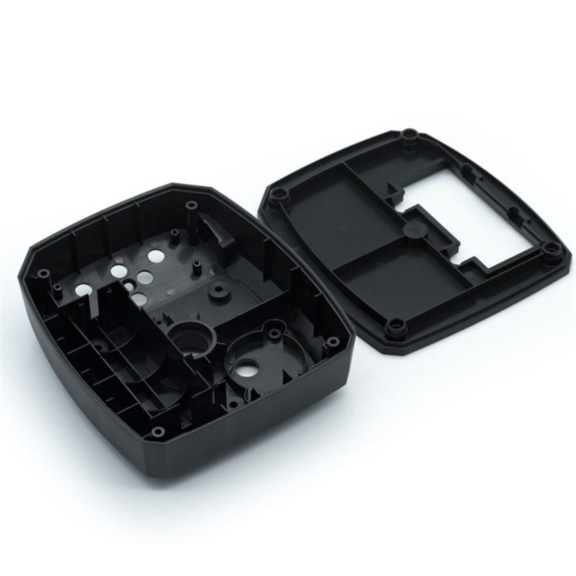 Processing And Customization Of Plastic Molds