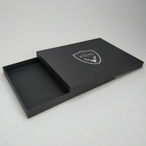 Confezione regalo nera per platemat personalizzata confezione per tovagliette