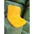 Chaise en plastique creux du dossier moyen