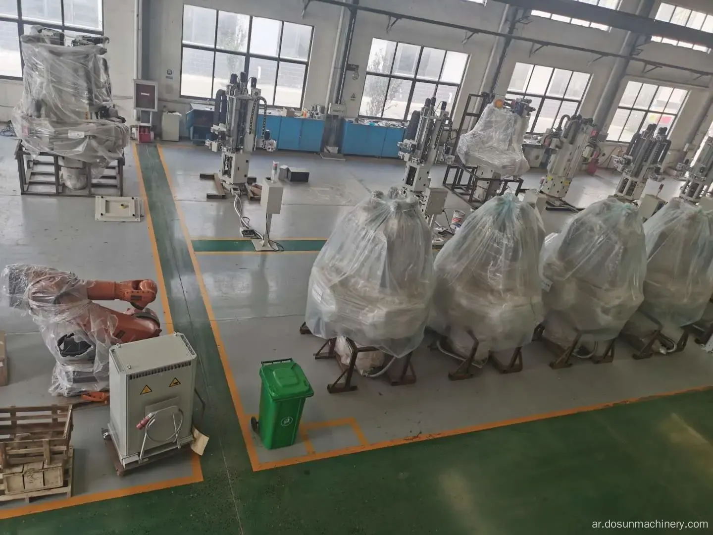 Dongsheng Investment Corthing 3/4 Arms Robot Monvorulator مع ISO9001