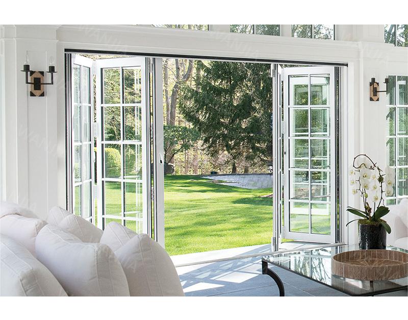 Aluminium Folding Door with grill
