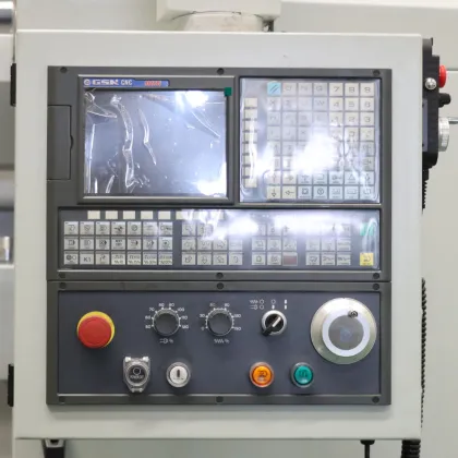 Wojie CNC Lathe Machine QK1327 for Threading Pipes