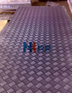 high performance embossed aluminum anti-slip plate
