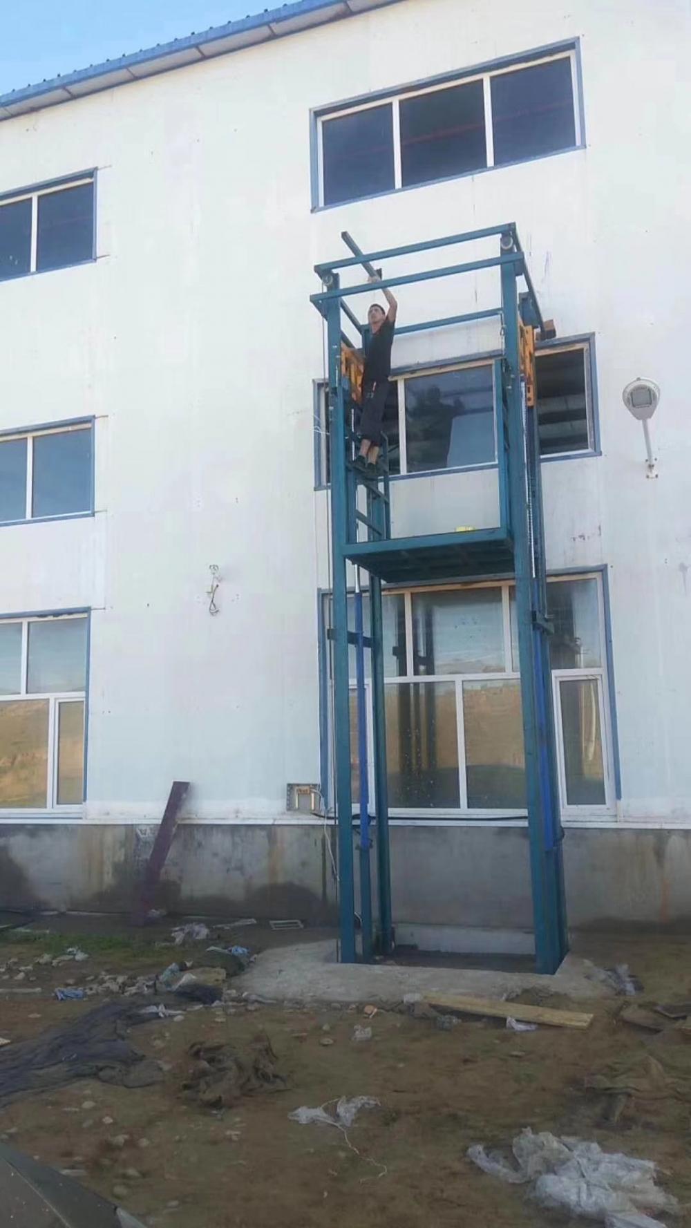 High quality customizable 3000kg hydraulic warehouse lift