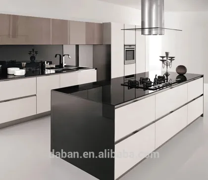 High gloss Guangzhou black painting kitchen cabinets design with kitchen island