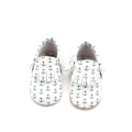 Fashion Shoes New Born Baby Moccasins in Buck