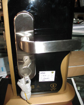 Maniglia porta legno