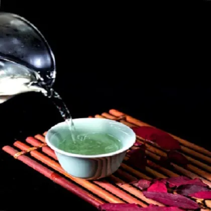Small pot of white tea