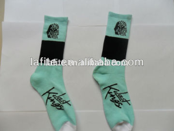 OEM high quality simple logo new design cheap price custom socks