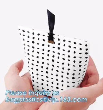 texture paper gift bag with black rope handle, fancy paper gift bag, Promotional santa waterproof christmas gift paper bag for p