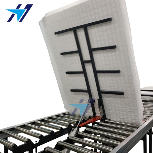 Mattress production roller conveyor