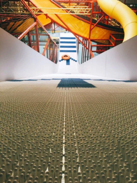 Kinder Indoor-Spielplatz große Donut-Rutschen