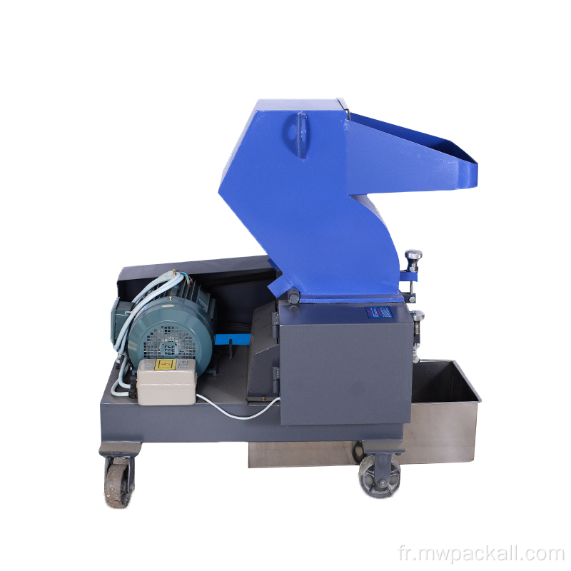 Machine de concassage en plastique domestique type de flocon de lame de déchets en plastique broyeur de recyclage de bouteilles en PET déchiqueteuse