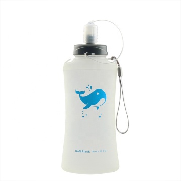 Özel Logo BPA ücretsiz kapak ve Handgrip ile Çevre Dostu 500ml Sızdıran Spor Su Şişeleri