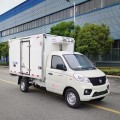 Camión refrigerado aislado de 1.5 toneladas de 1,5 toneladas