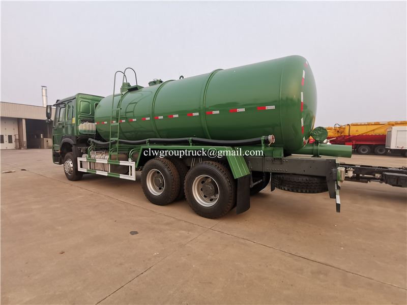 Oil Tank Truck 7