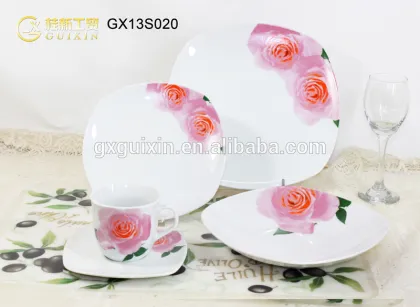 GUIXIN 24-piece Square Porcelain Tableware, Service for 6, Sun Red