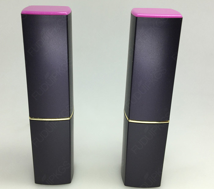 LIP GLOSS TUBE E