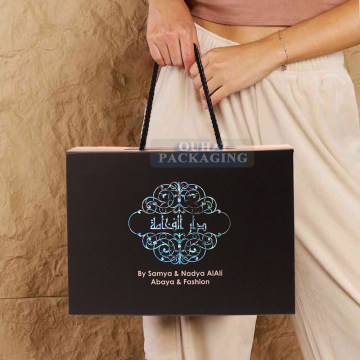 Luxury Rigid Paper Magnetic Box Packaging - Customizable Clothing, Shoe Gift Boxes with Handle