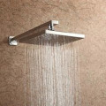 벽 샤워 꼭지에있는 은폐 된 목욕 샤워 믹서