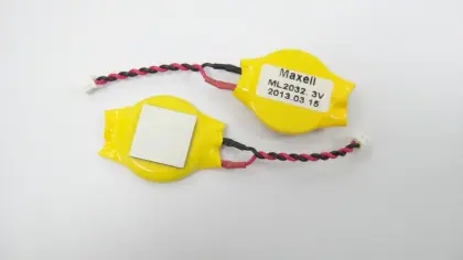 Maxell ML2032 button cell