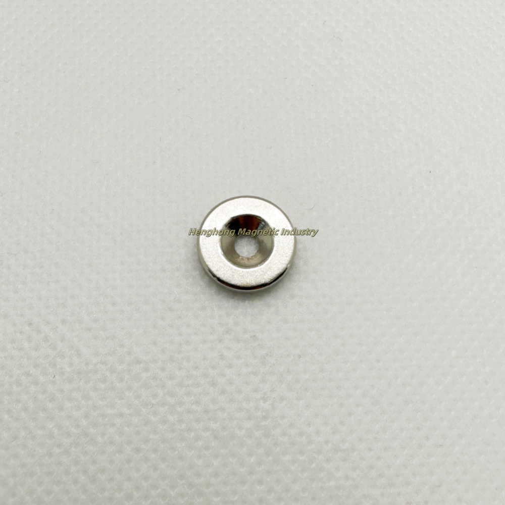 N30 neodymium iron boron strong magnetic field
