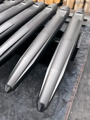 CHISEL MOIL