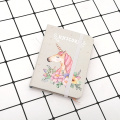 Cuaderno de tapa dura con correa de cubierta de unicornio lindo personalizado