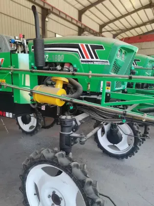 Four-Wheel Self-Propelled Boom Sprayer