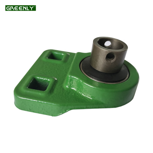 AB16787 Cotton planters closing wheel bearing and casting