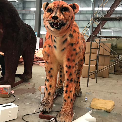 A realistic Animatronic Leopard Model