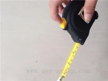 Automatic Blade Return Steel Measuring Tape